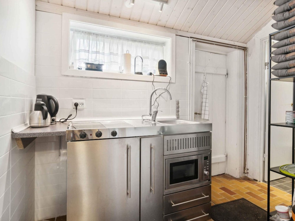 5 Star Holiday Home in Ronne