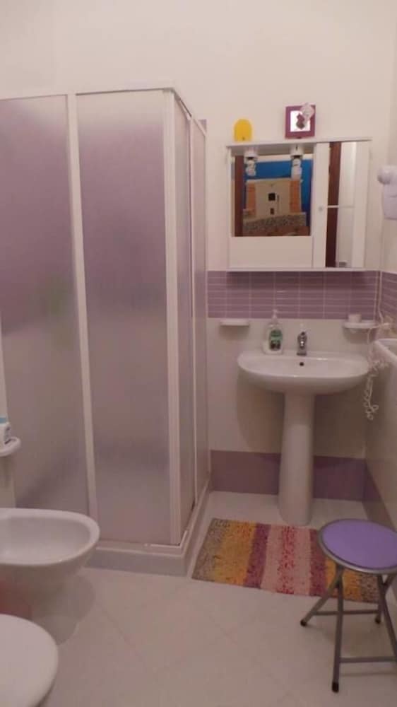 BeB Eldorato en Trapani — bathroom