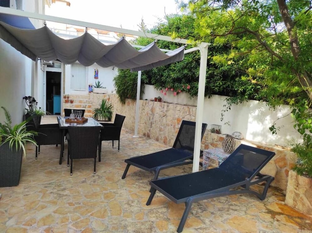 Appartamento Olive Garden Ac Wifi Hvar