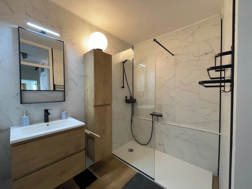 Apartment in Nieuwpoort Near Sandy Beaches