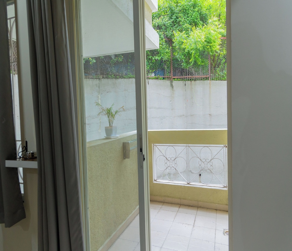 Copper 11 Service Apartments -SB Road, Shivaji Nagar, Pune
