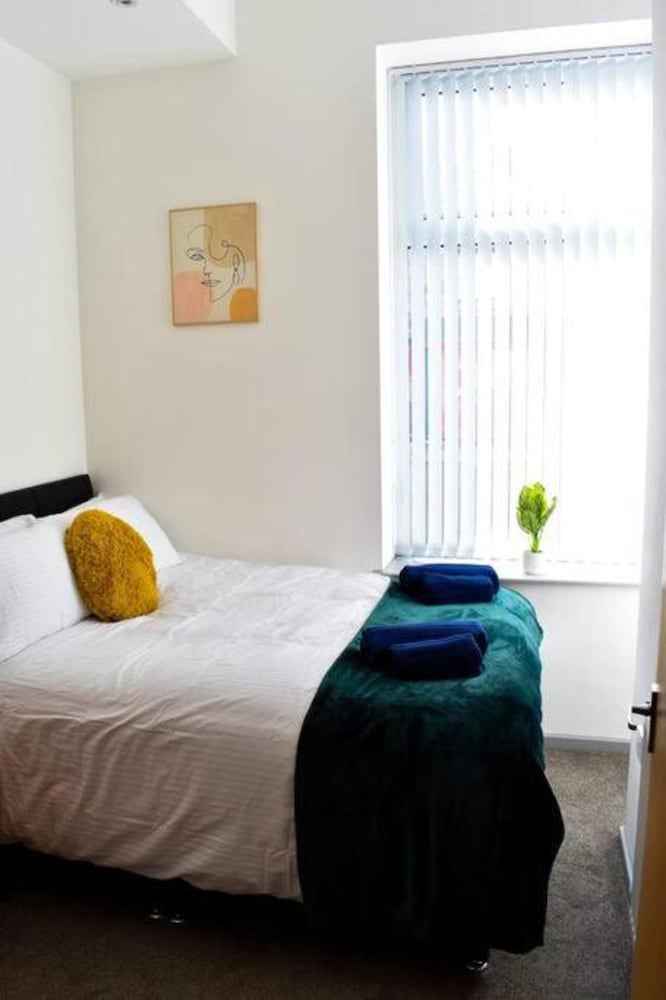 Beautiful 2-bed Apartment in Lancashire view 4