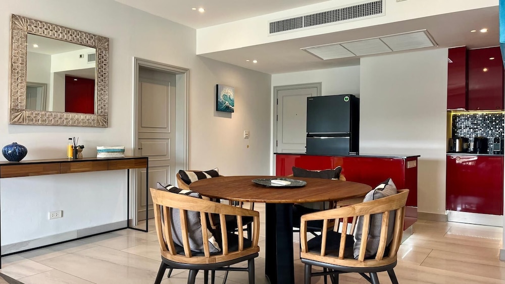Luxury Seaview 6 Bedrooms With Infinity Pool Villa, Private Gym, Superfast Wifi