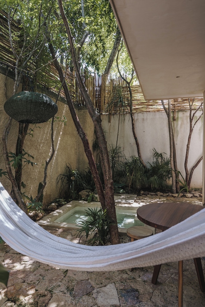 TEVA TULUM