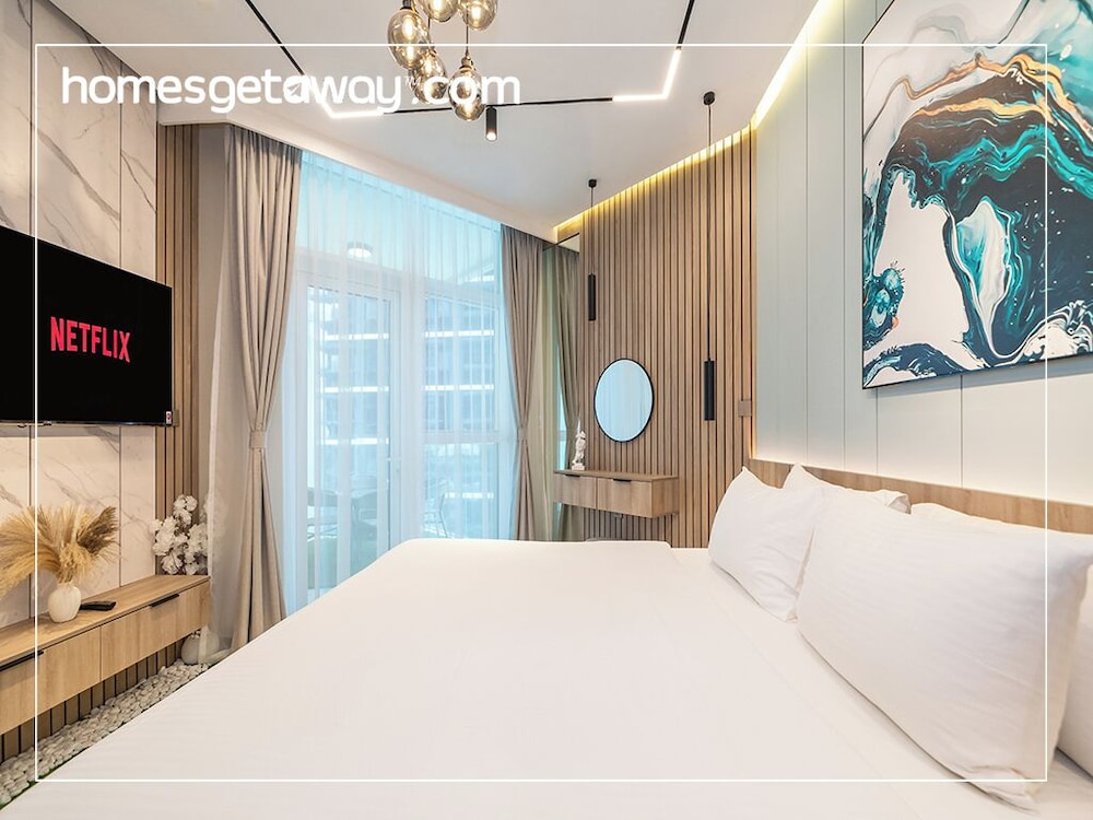 Live in Luxury Studio at Urban Oasis Residences