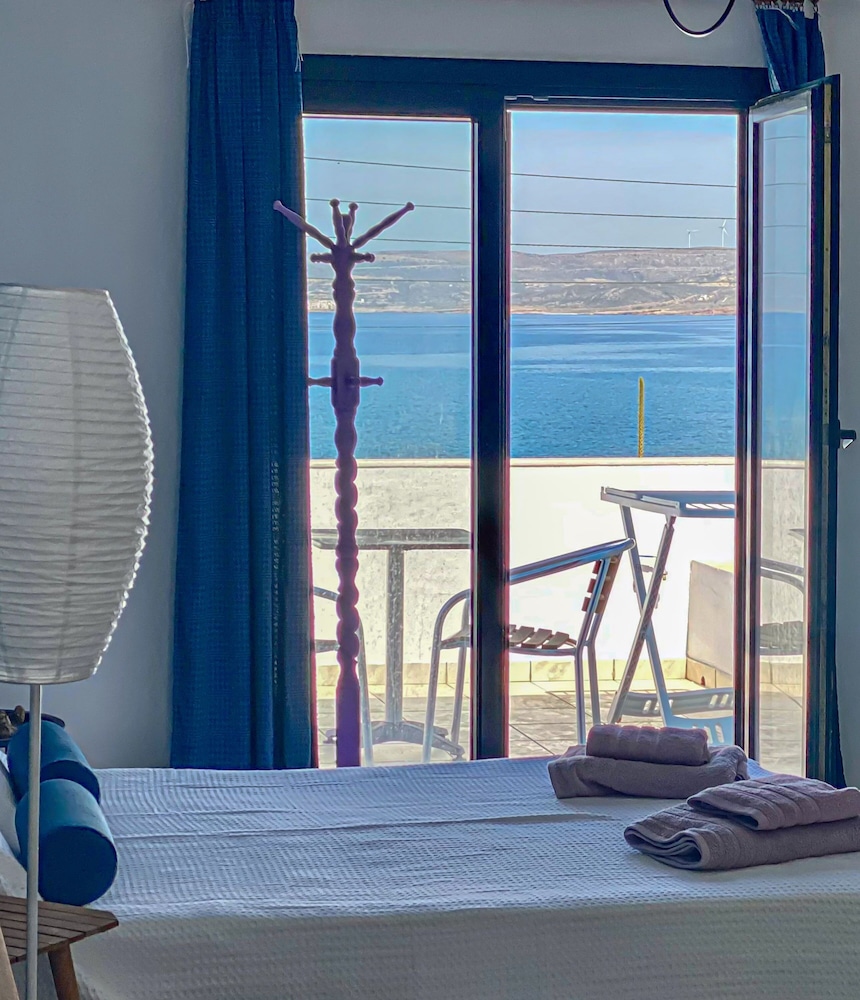Blue Comfort Apartments Sitia view 2