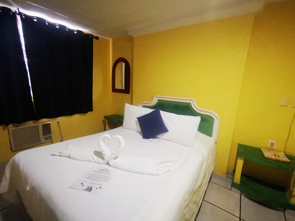 Poza Rica Vacations - Hotel Casa Real - Property Image 9