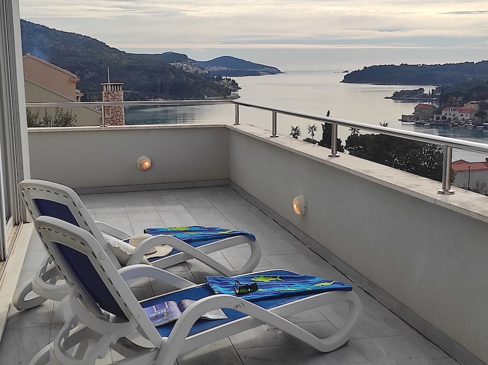 Blue Bay Apartment