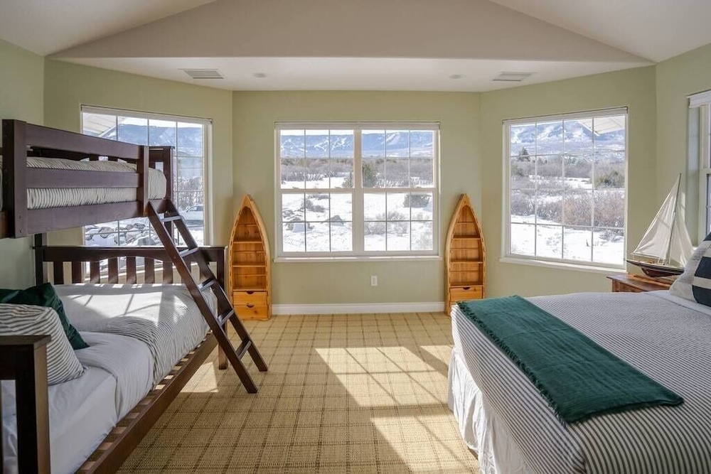 Lone Eagle Haven 3 Bedroom Home