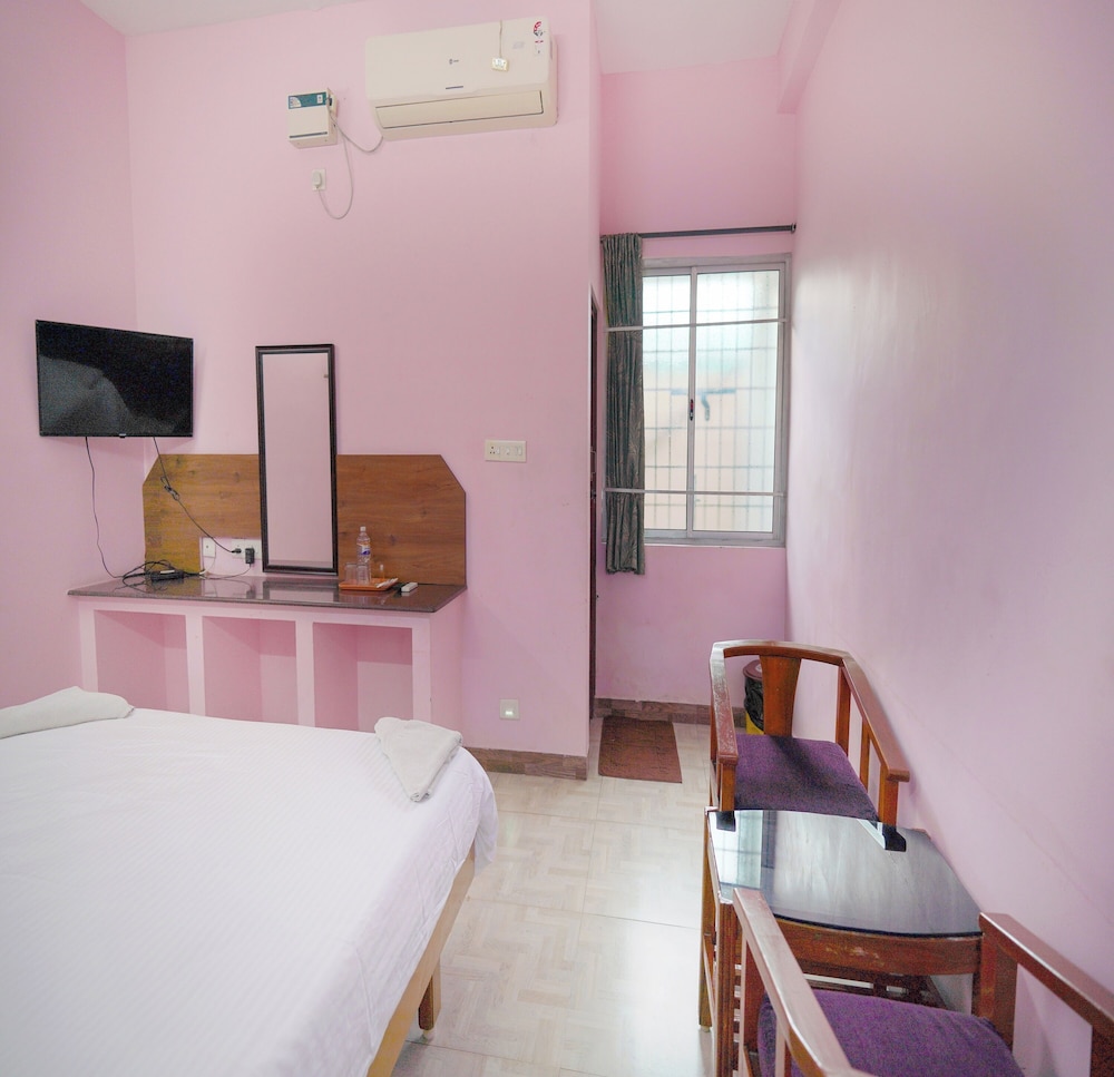 Maruthi Residency