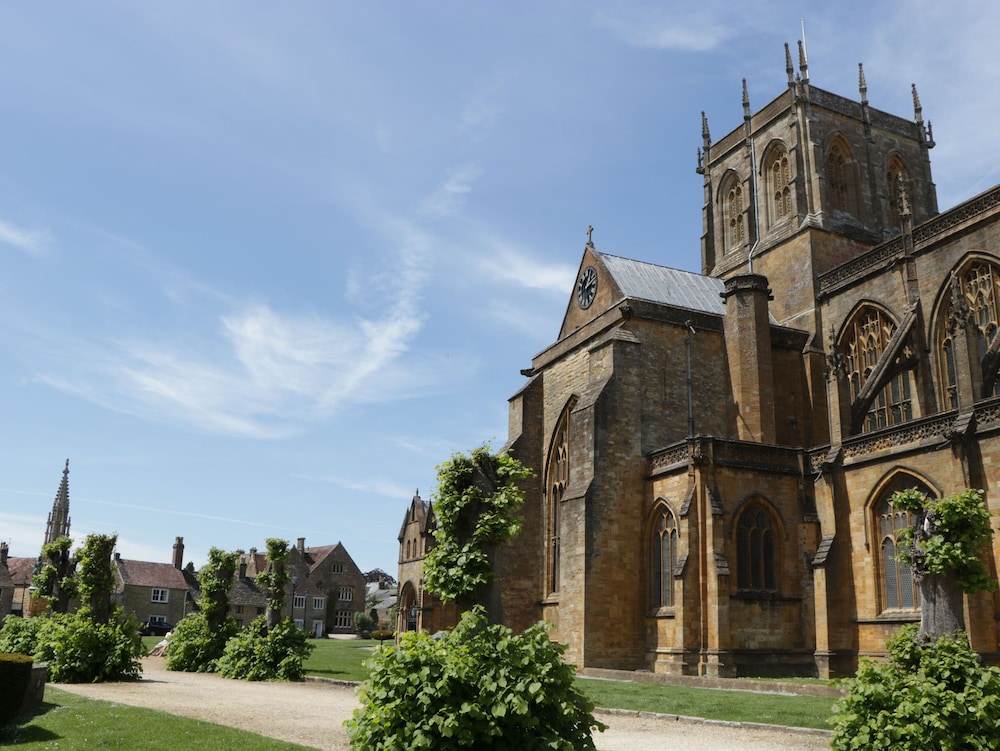 Yeovil Vacations - Rectory Farm View - Property Image 12