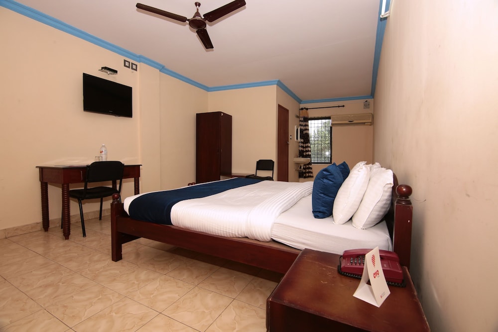 OYO 6711 Geojo Residency