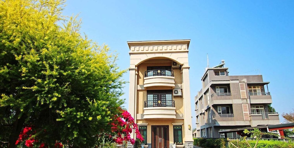 ShuiBuZi Farmhouse