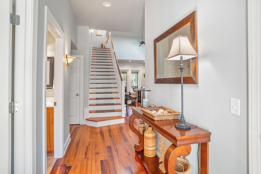 Tasteful 2 Story 4 Bedroom, 4 Bath Home! New on Rental Program, Sleeps 12!