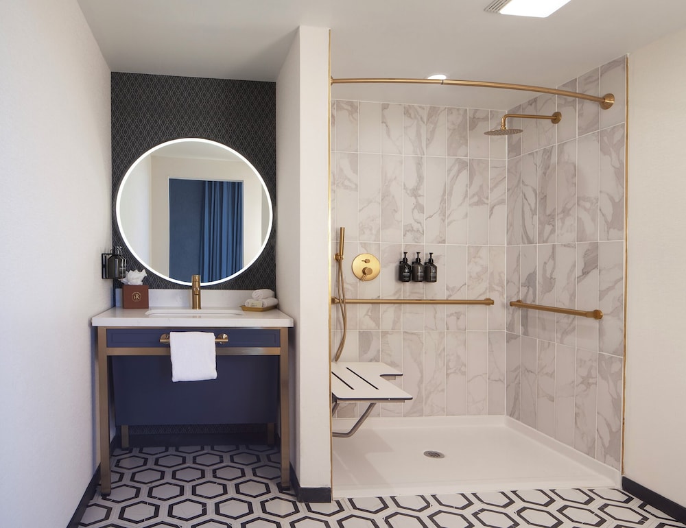 Hotel Royer Urbana Champaign, Tapestry Collection by Hilton