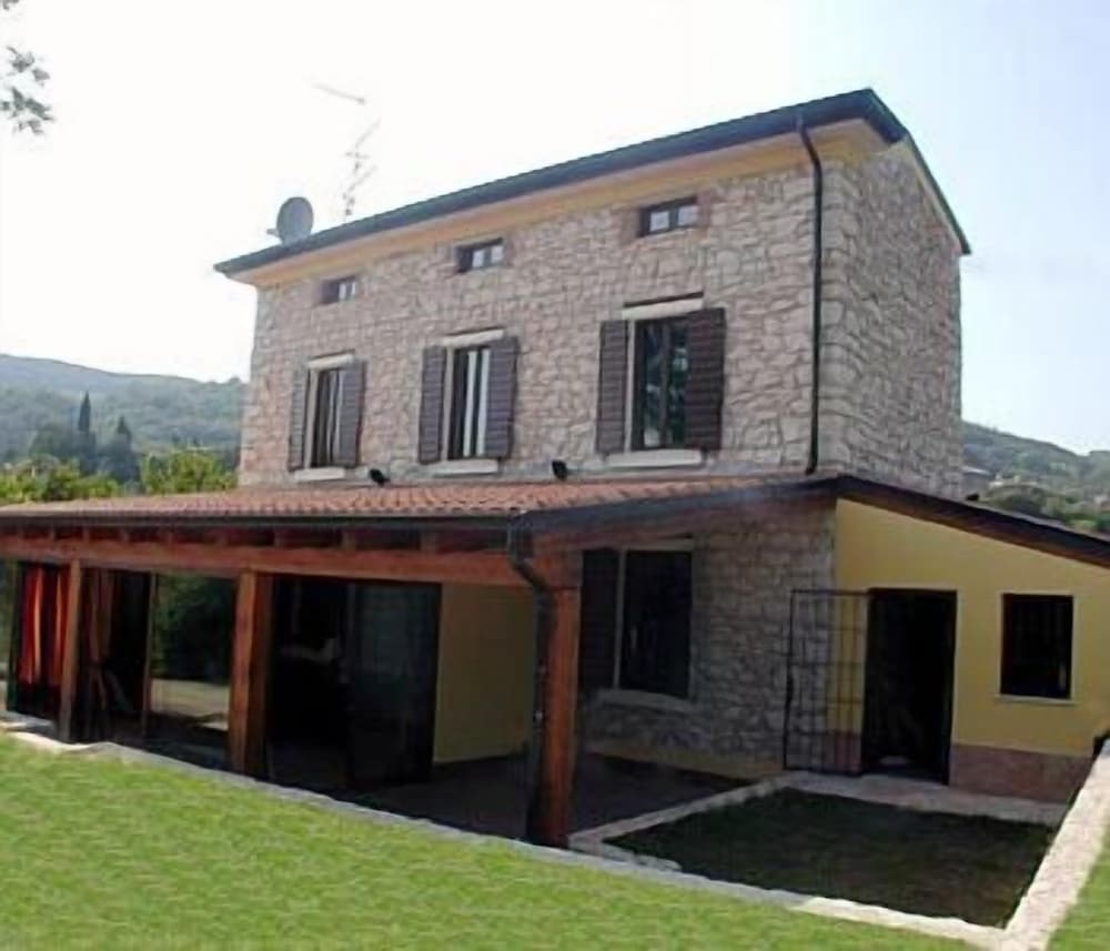 Photo 20