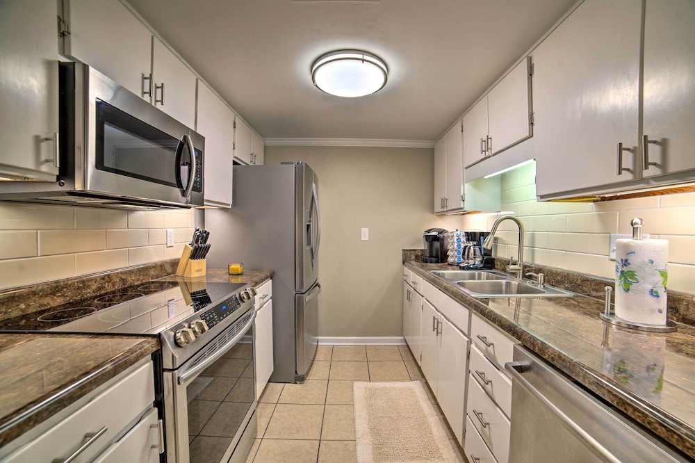 Starkville Condo ~1 Mi to Mississippi State!