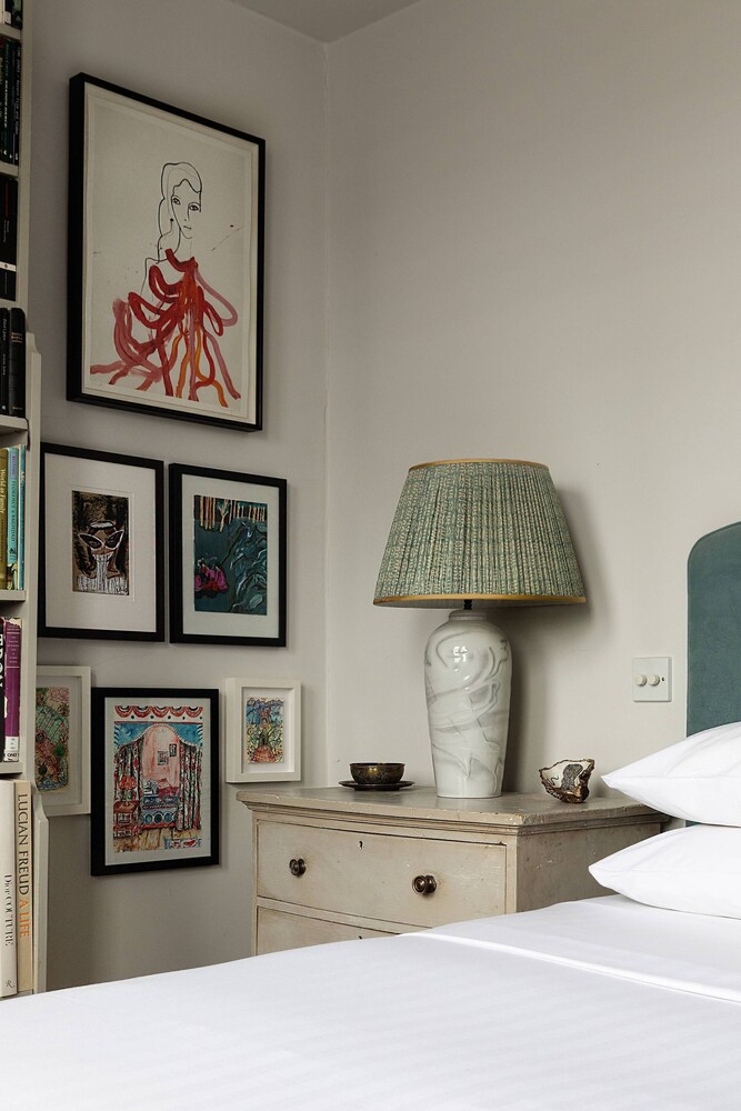Chesilton Road by Onefinestay