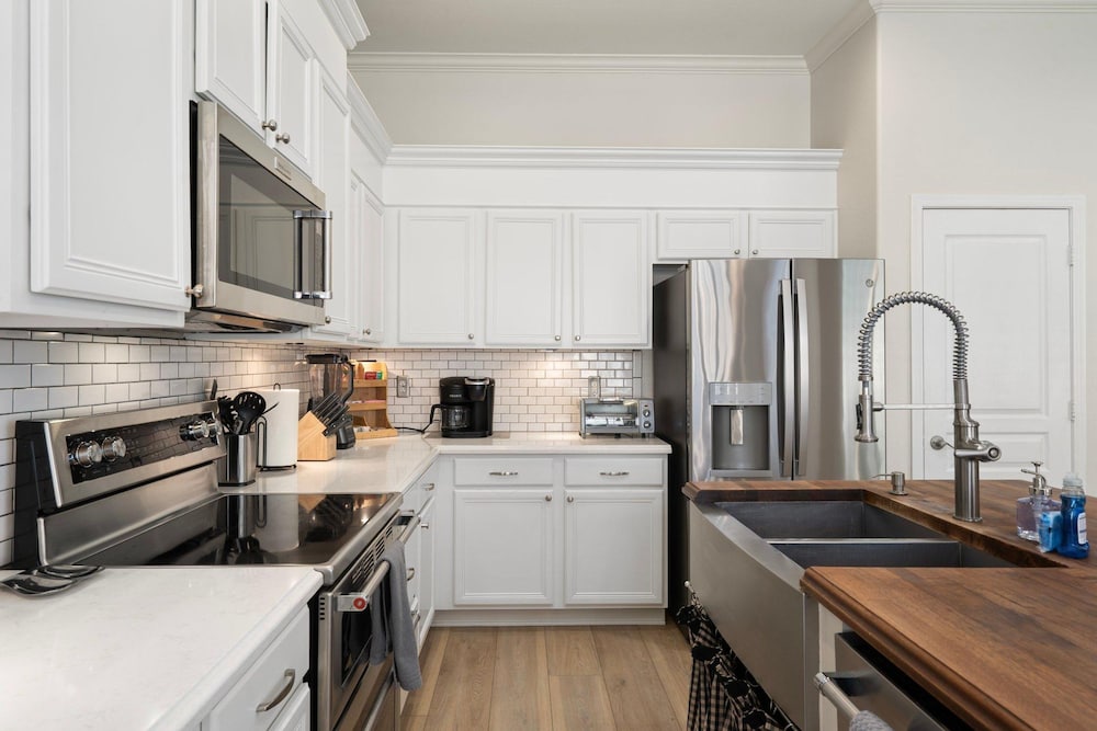Dublin in Gilbert With 4 Bedrooms and 2 Bathrooms