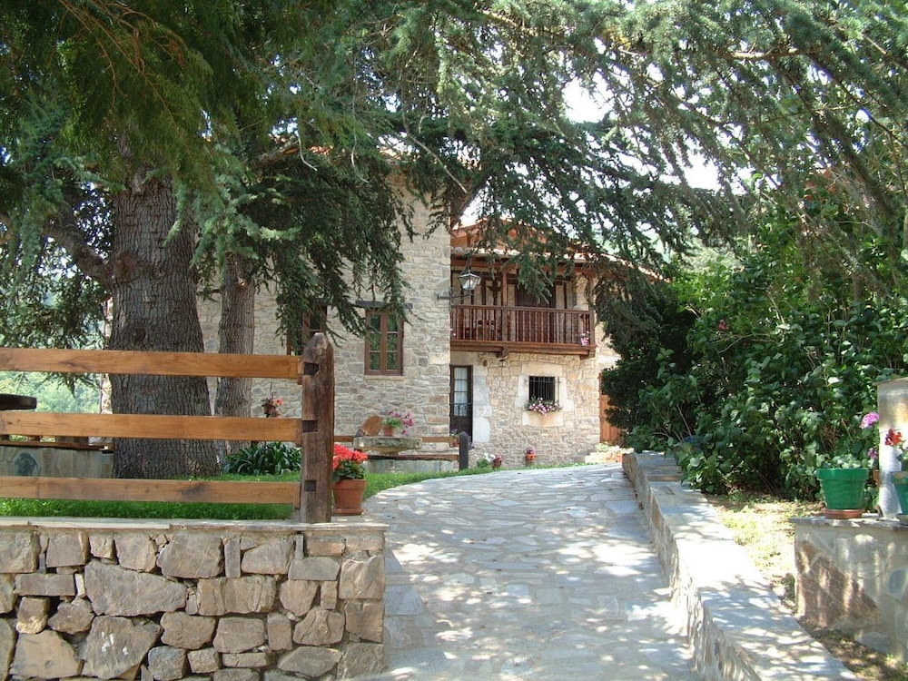 Casa Reda - Posada de Viñón