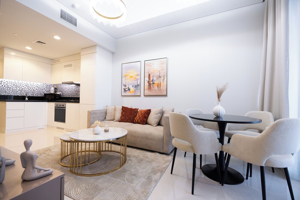 Keyrock Living - Stylish Dubai Stay