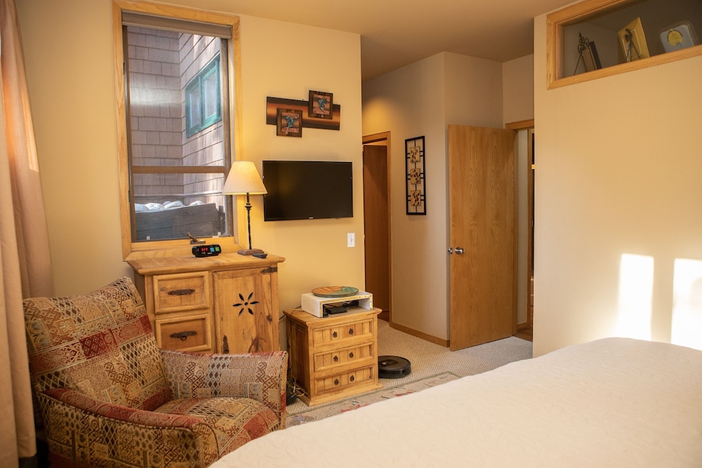 Flying Dutchman, Keystone Ski Resort Gulch & Soda Springs - Keystone Ski Resort CO Condos