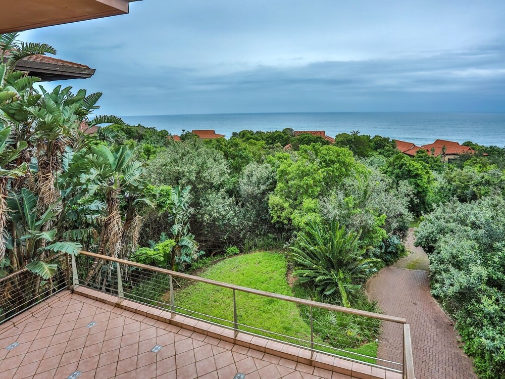 Milkwood, 3 Bedroom, 3 Bathroom Home, Zimbali Coastal Resorts view 4