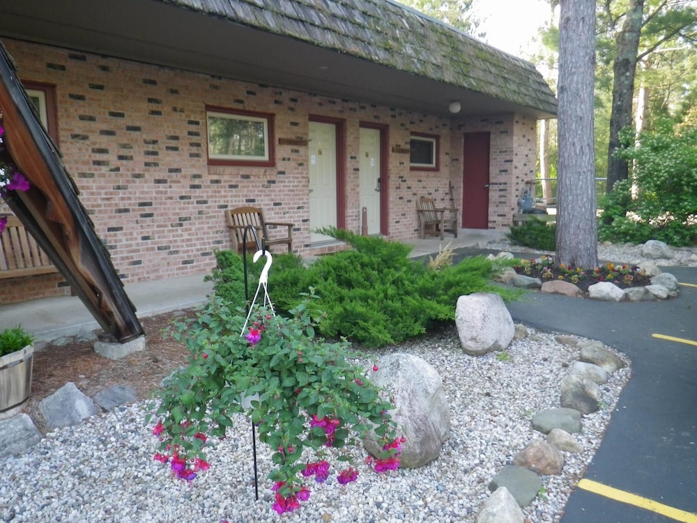 Red Moose Lodge