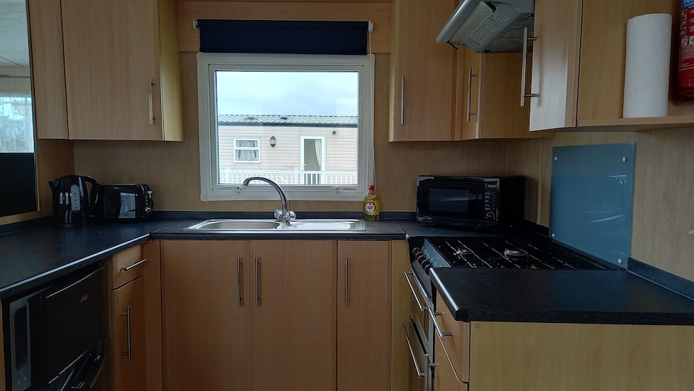 A&P Sheron Holiday Home - Millfields view 5