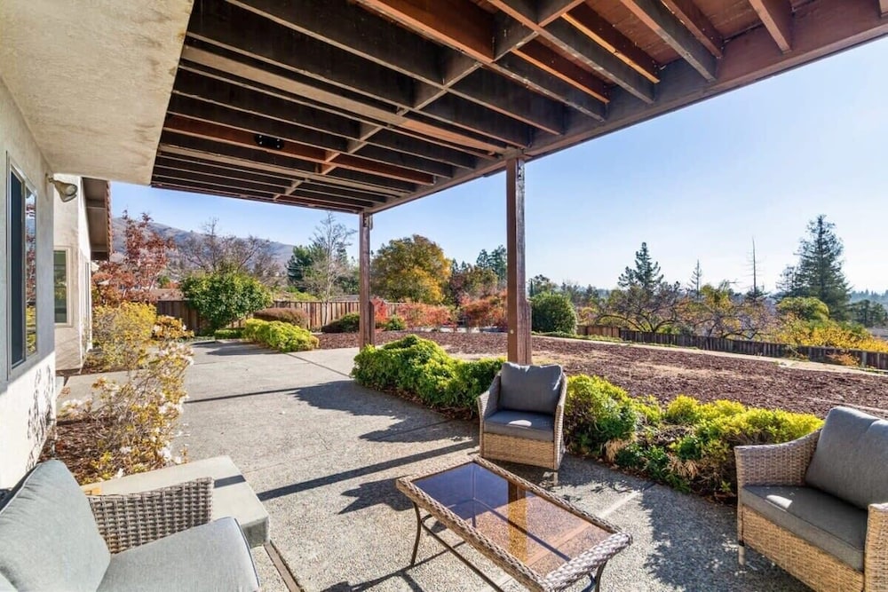 @ Marbella Lane - Amazing Views Serene Retreat