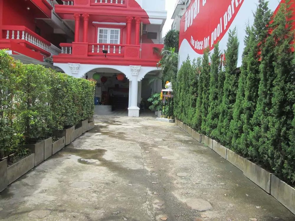 Royal thapae gate guesthouse