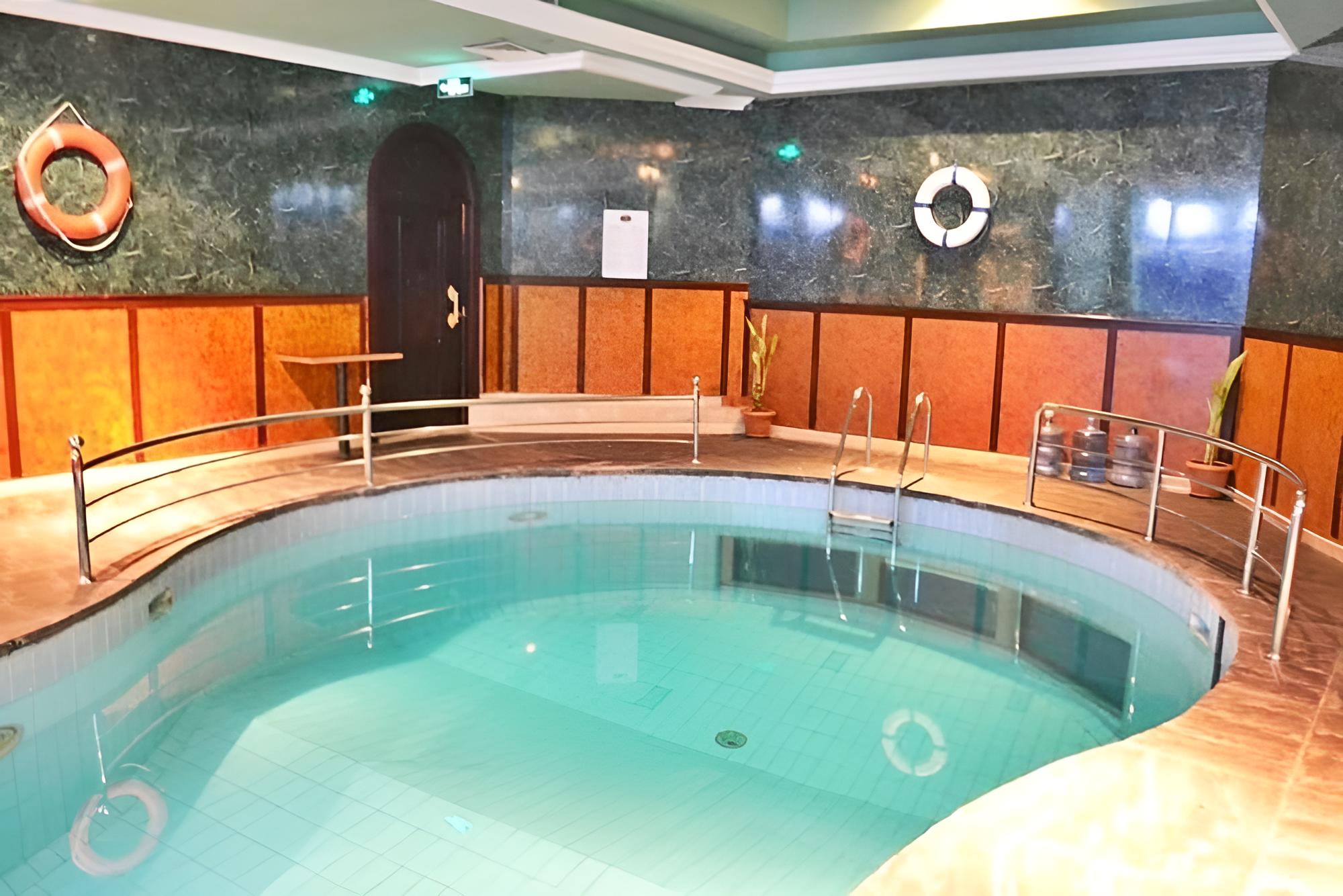 Strand Hotel