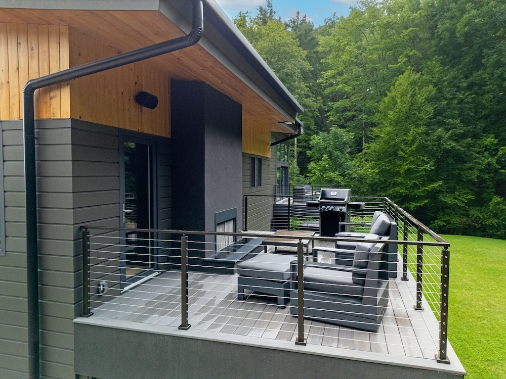 Luxury Home - The Retreat House