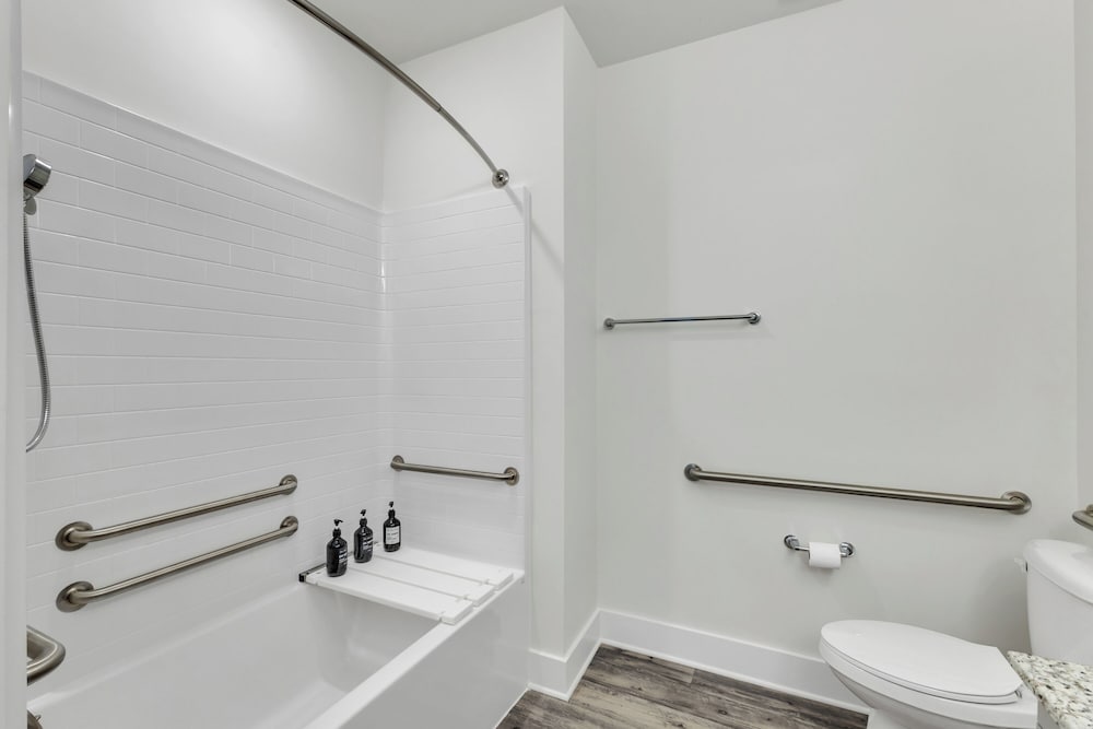 Luxe 3BR Suite Mins to Downtown Durham