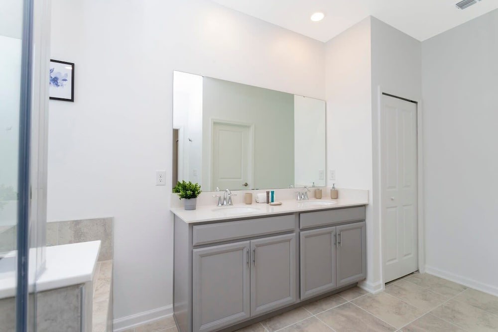 Gorgeous 3Bd Close to Disney @Champions Gate 993