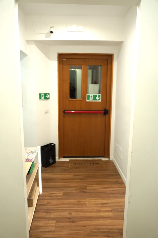 Lexie Suites Guesthouse — 9