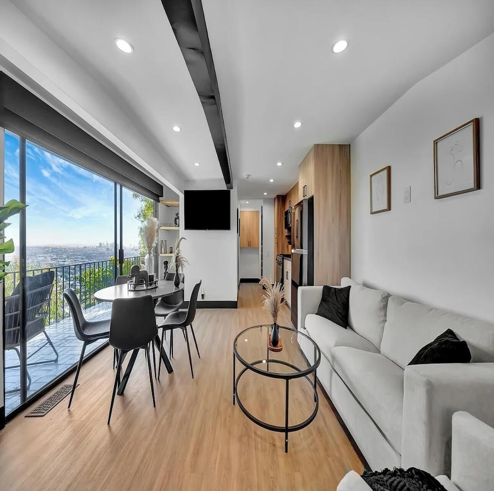 Skyview Estate - Stylish Hollywood Hideaway With Sweeping City Views