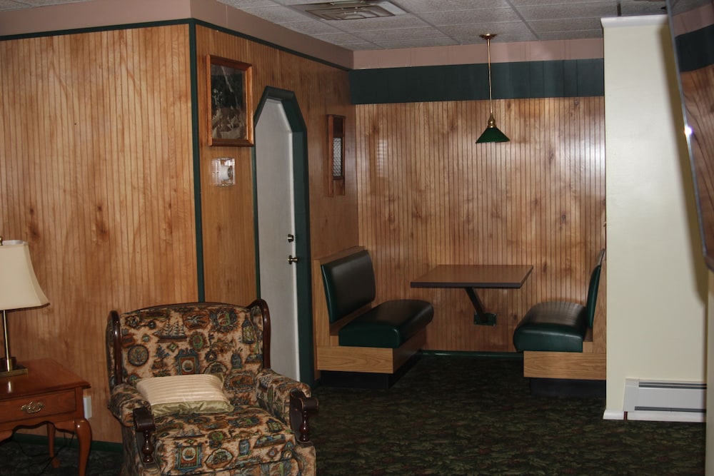 The Evergreen Motel