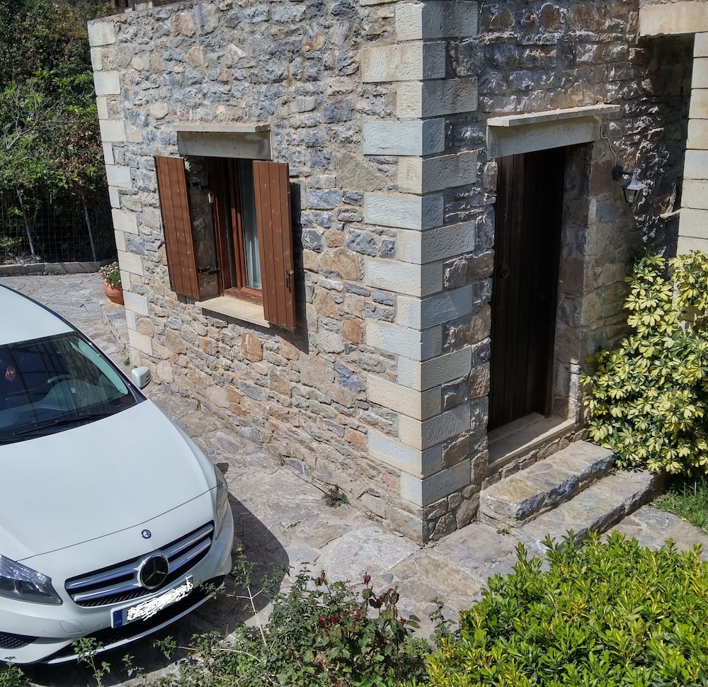 Stratos Villas