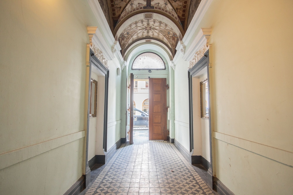 Lovely Apartment on Mala Strana just 10 mins walk to scenic places