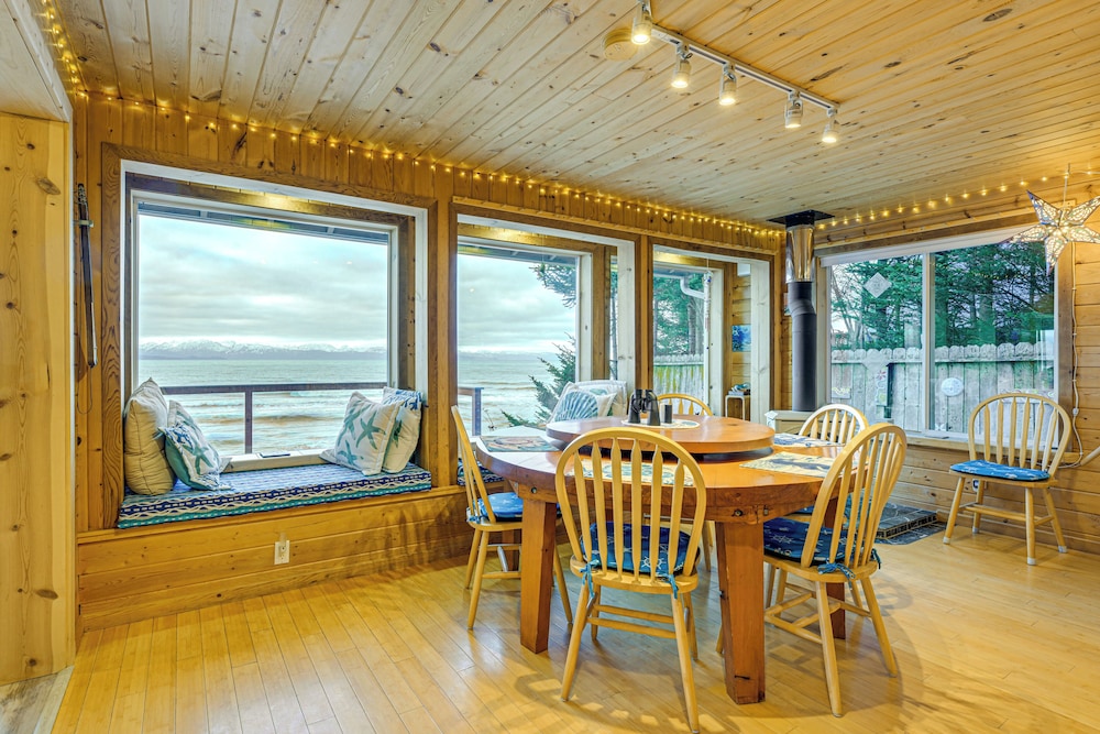 Deck & Panoramic Views: Bayfront House in Homer!