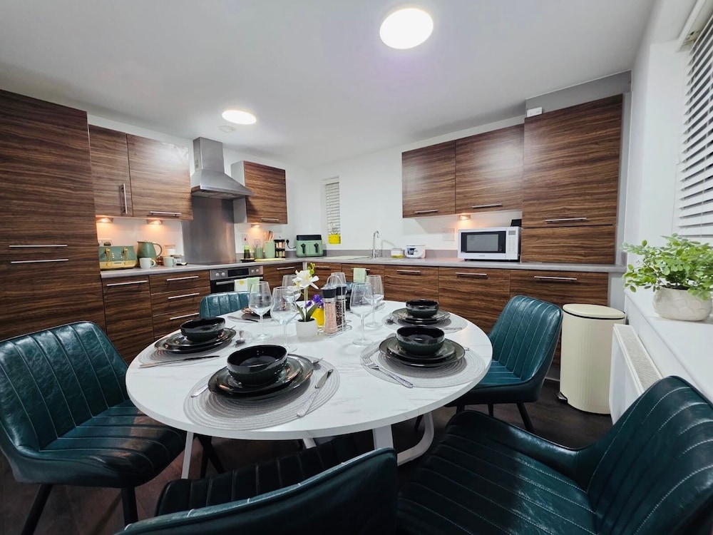 Kensington Bliss - 3 Bedroom House in Colchester