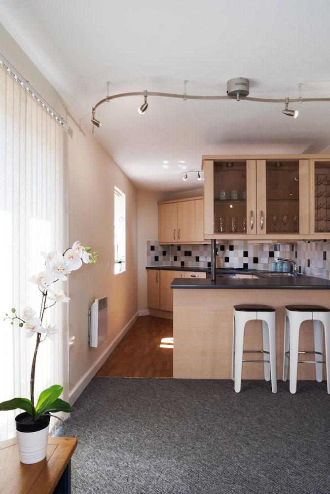 Chestnut Court, 사진 36