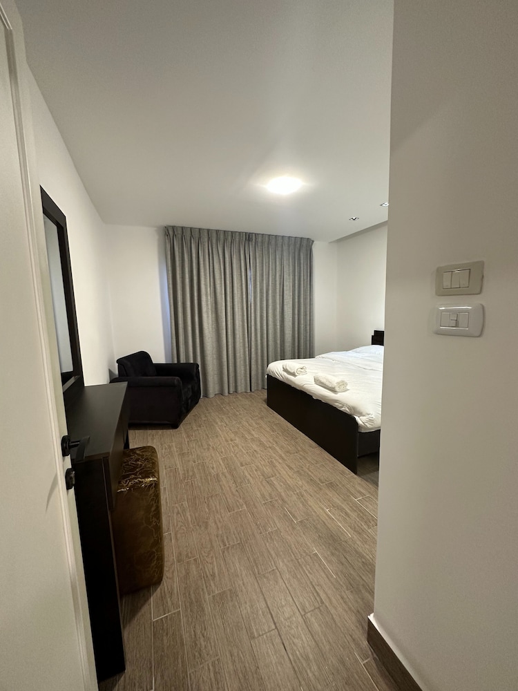 Charming Amman Apartment With Electric Heating