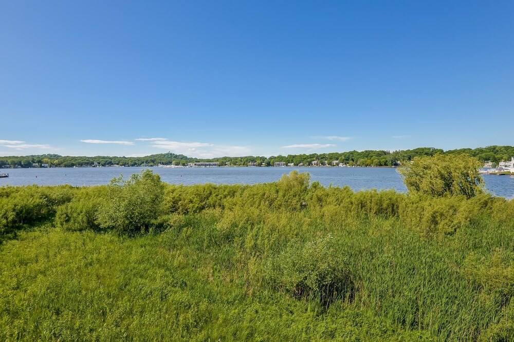 Swing Bridge Condo - Unit 40