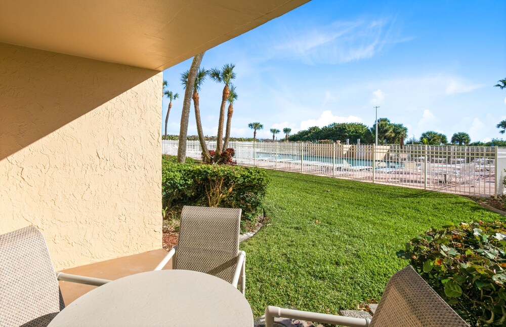Canaveral Towers by Happy Palm Stays
