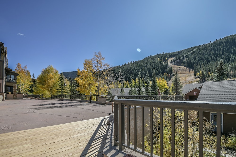 Slopeside 2771
