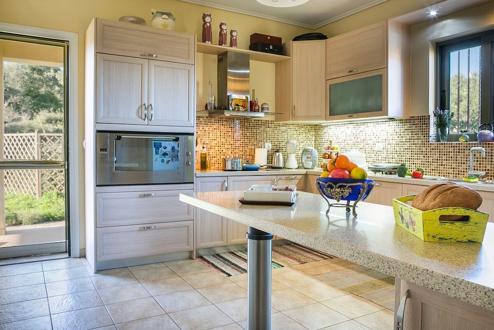Belle Helen s Villa - 3 Bedrooms Billiard Pool
