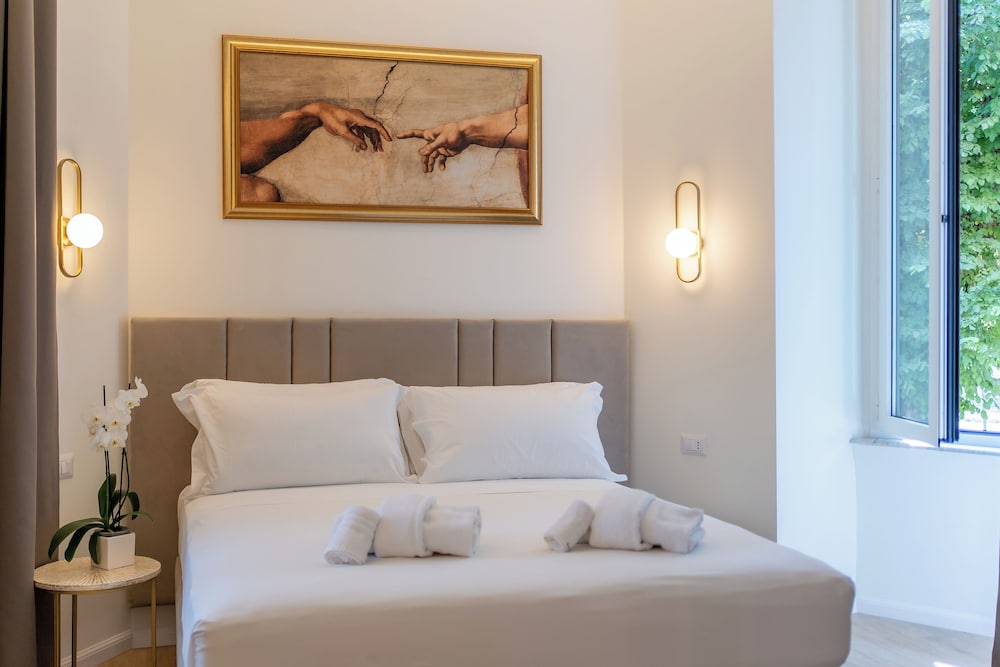 Romart luxury rooms