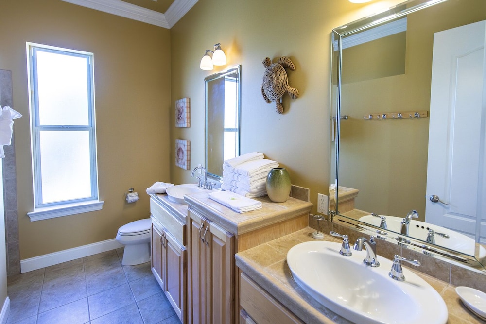 Sandy Retreat by Southern Vacation Rentals view 2
